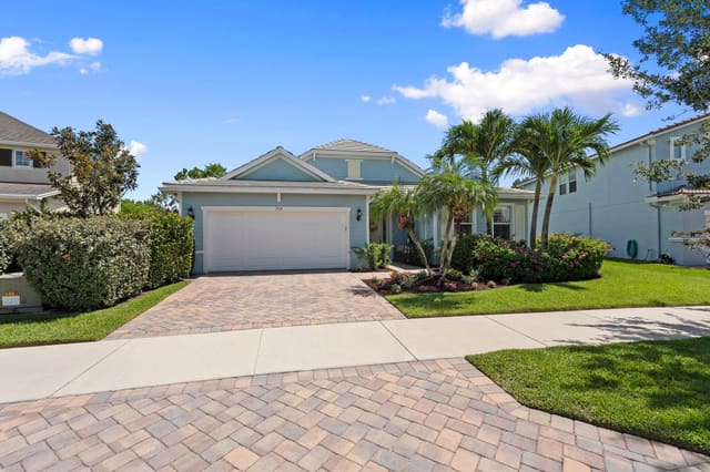 709 SW Sun Circle, sold in Sand Trail, Palm City, FL