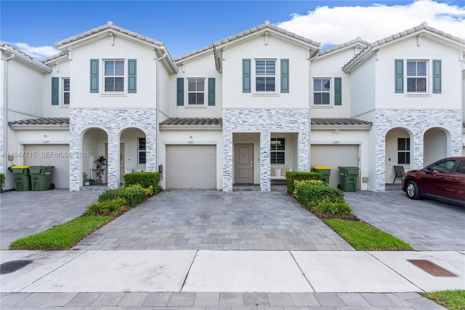 1321 SE 27th Terrace, Homestead, FL 33035 photo 1