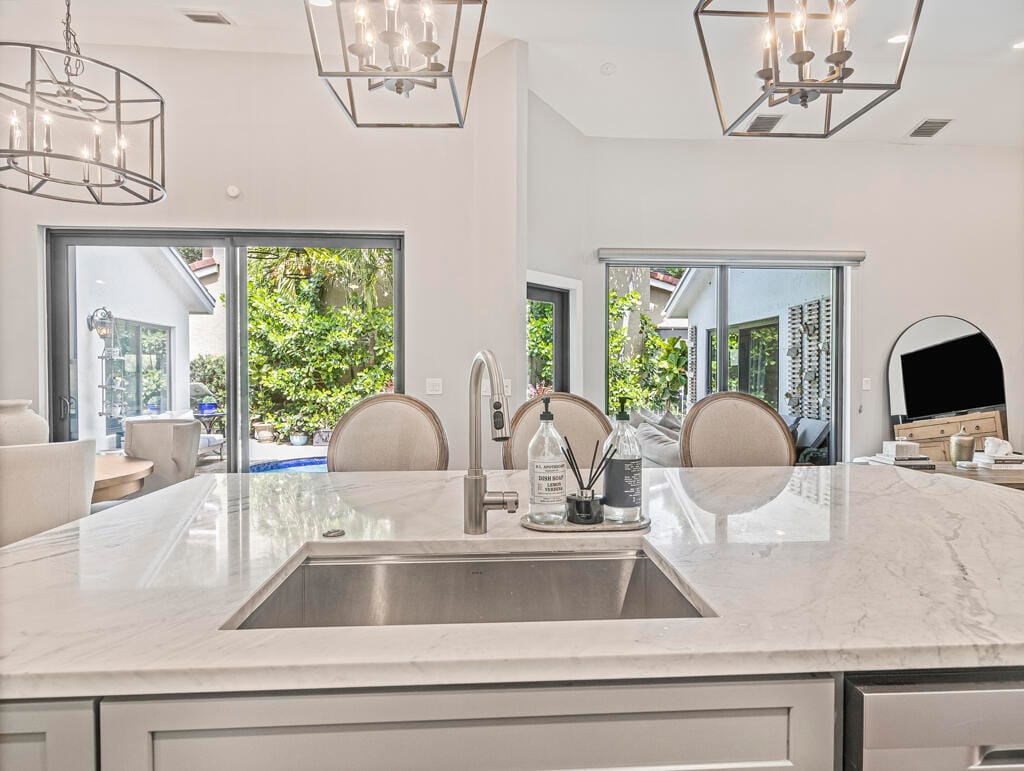 2895 N Clearbrook Circle, Delray Beach, FL 33445 photo 8