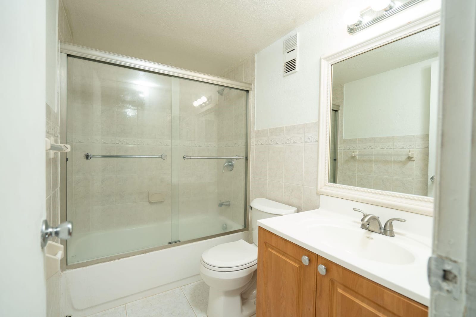 1900 W 68th Street I201, Hialeah, FL 33014 photo 15