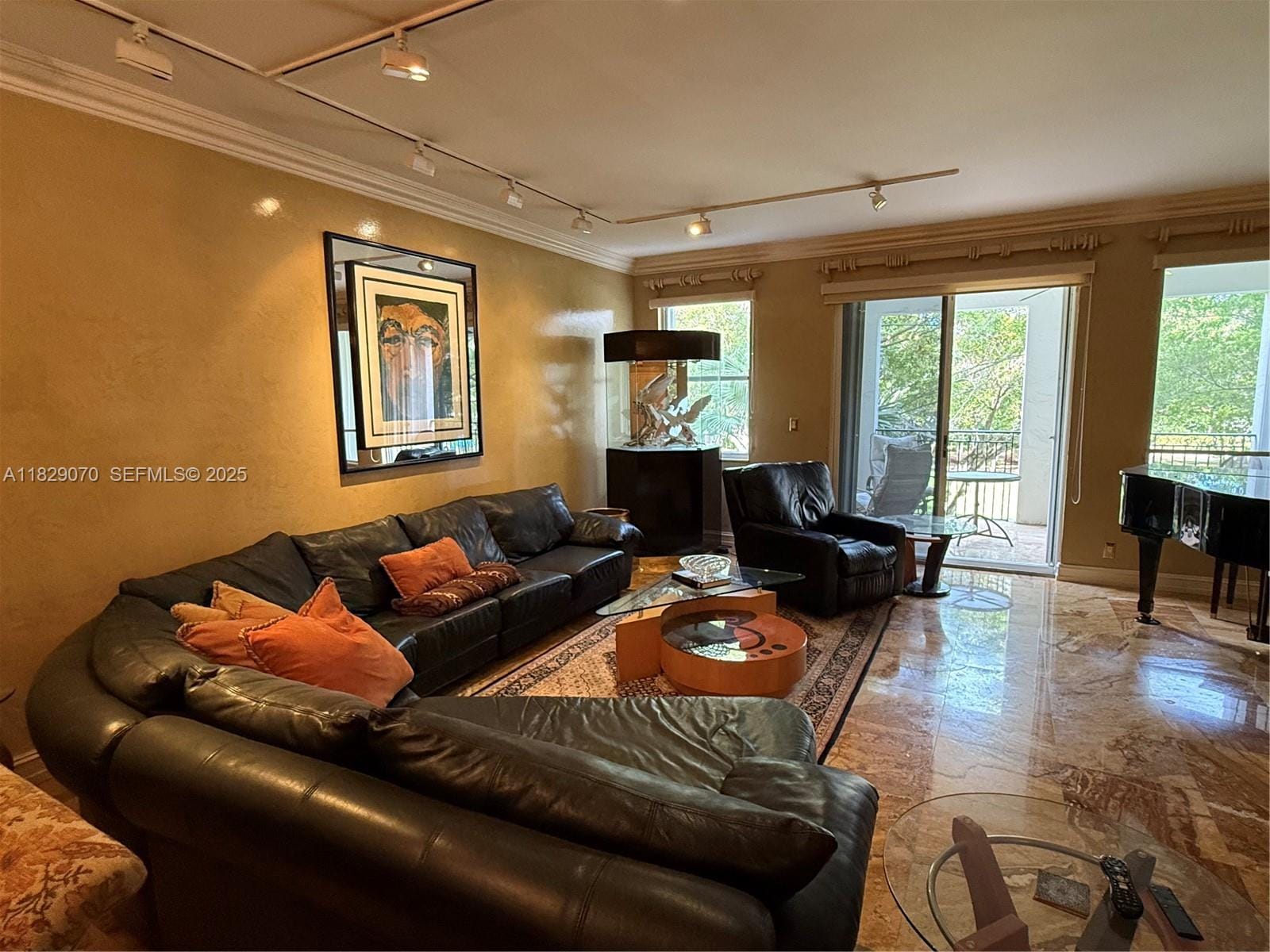 3700 Island Boulevard C203 — photo 8