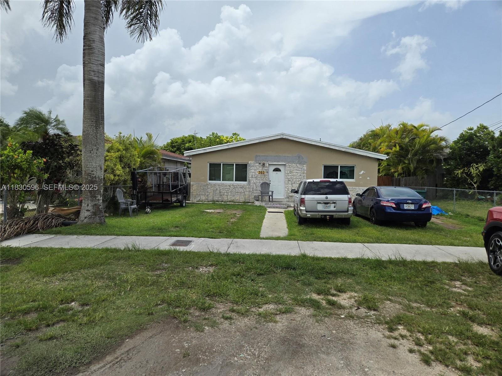 360 SW 3rd Street, Florida City, FL 33034 photo 2