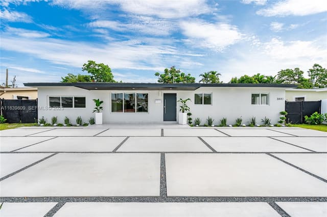 8441 SW 21st Street, Miami, FL 33155