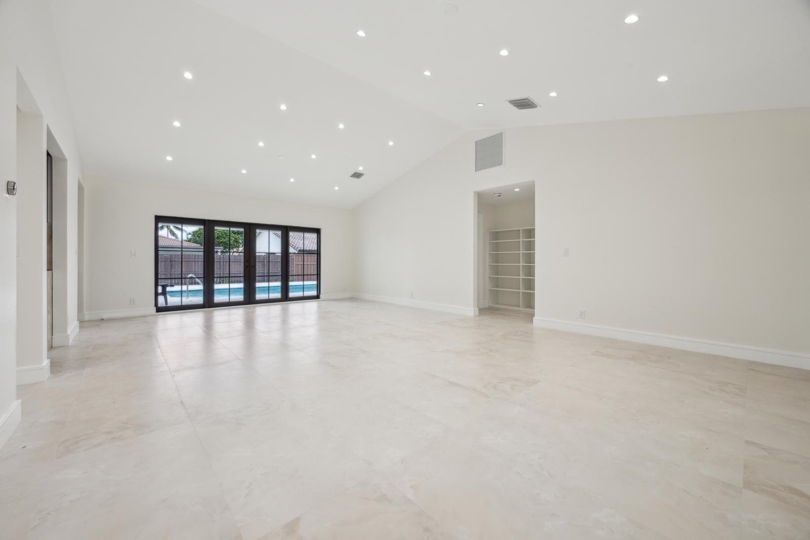 7033 San Sebastian Circle, Boca Raton, FL 33433 photo 12