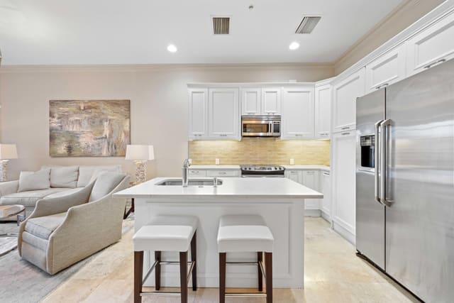 150 NE 6th Avenue K, sold in Porta Al Mare, Delray Beach, FL