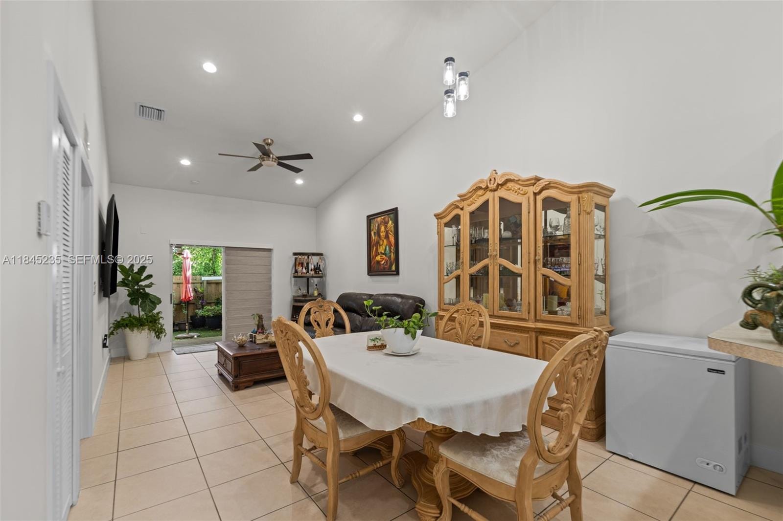 3220 NE 11th Drive, Homestead, FL 33033 photo 5