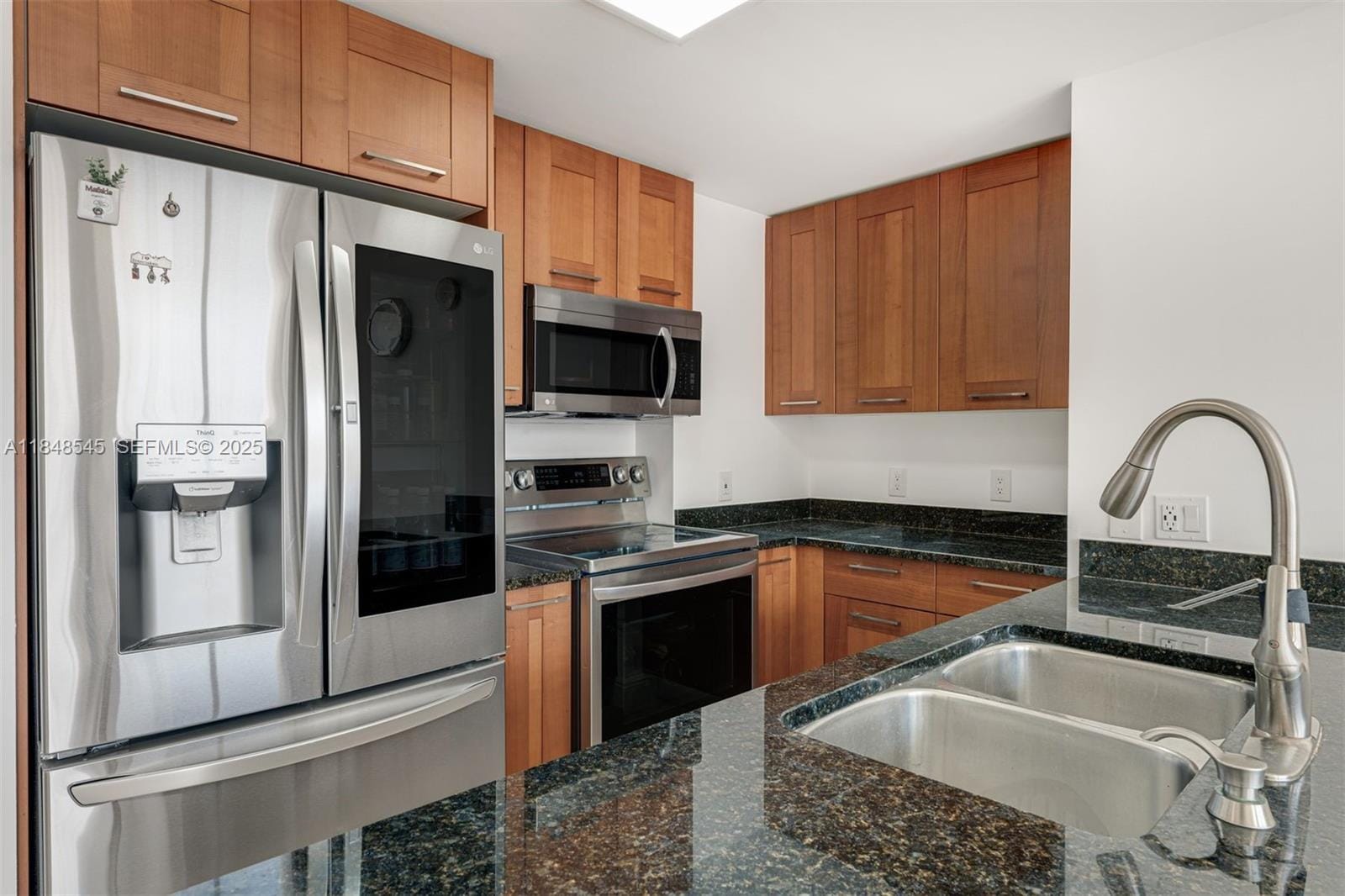 4100 Salzedo Street 601, Coral Gables, FL 33146 photo 3