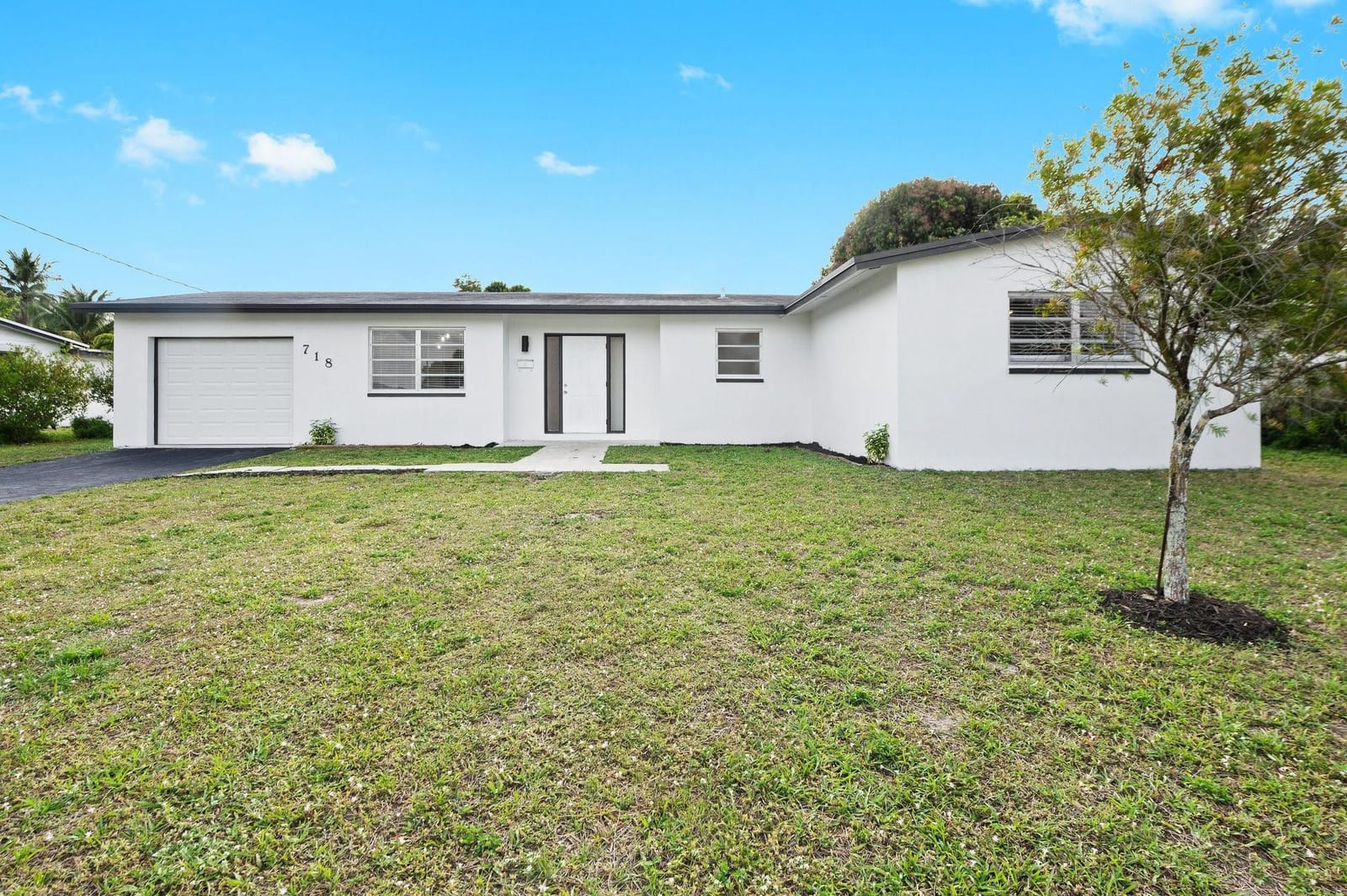 718 NW 48th Terrace, Plantation, FL 33317