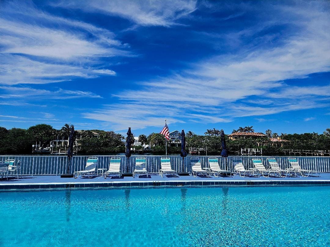 4001 S Ocean Boulevard 112, South Palm Beach, FL 33480
