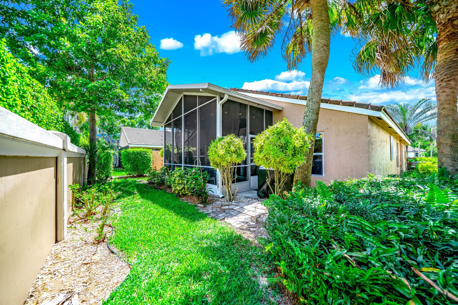 8056 Palm Gate Drive, Boynton Beach, FL 33436 photo 23
