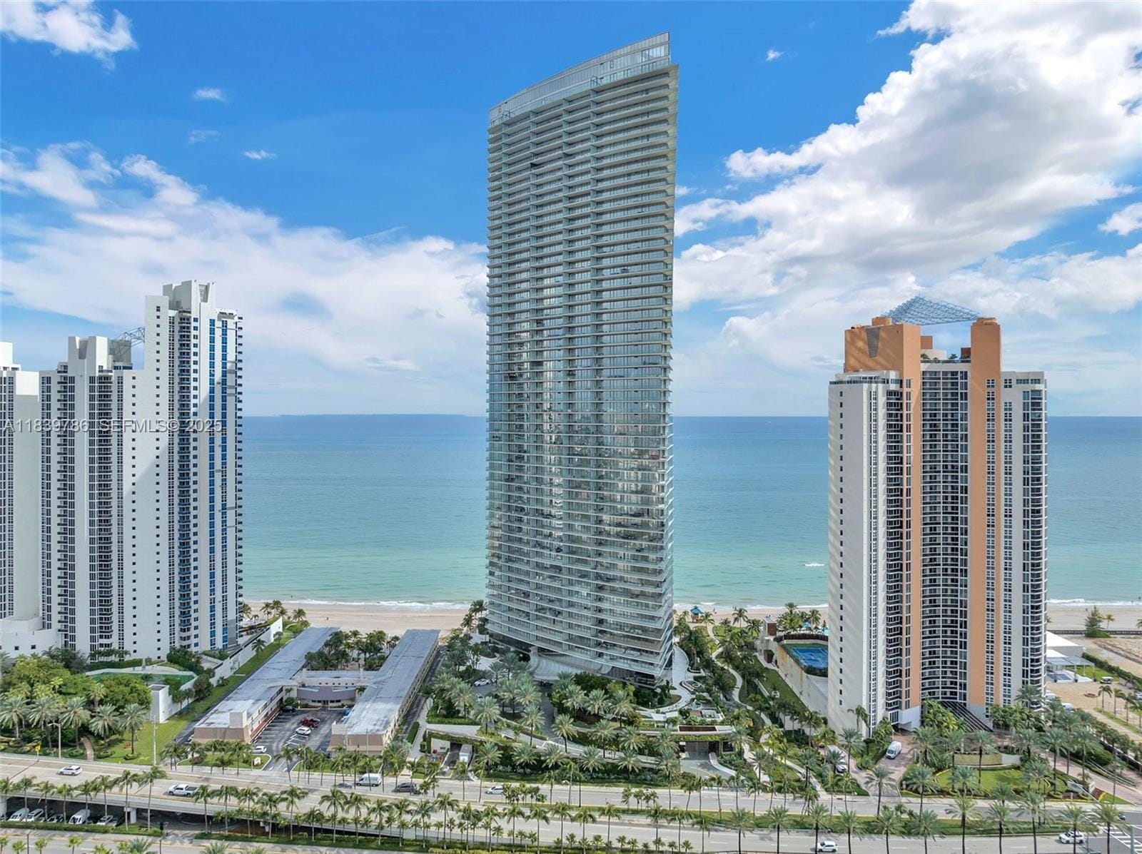 18975 Collins Avenue 1105, Sunny Isles Beach, FL 33160 photo 25