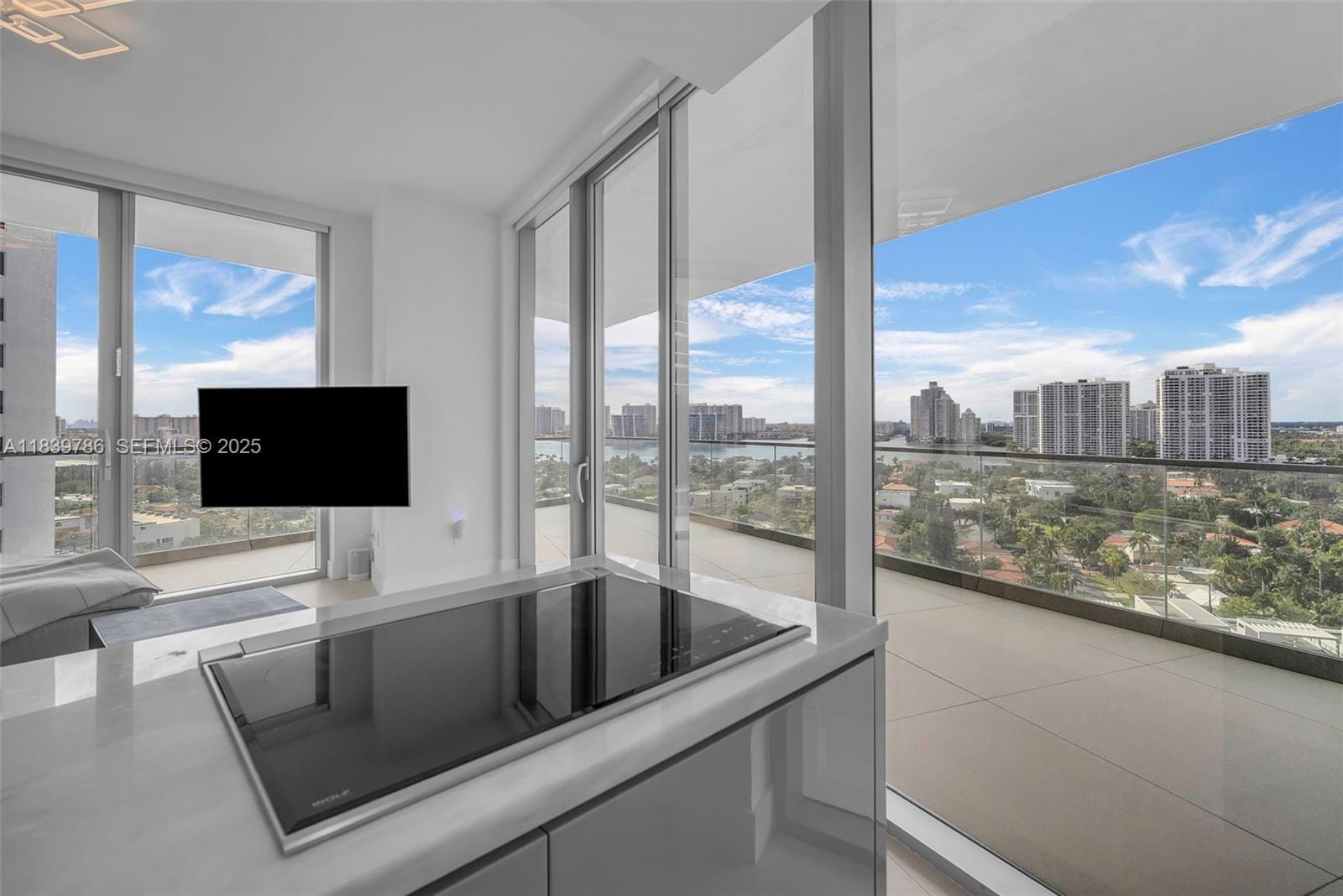18975 Collins Avenue 1105, Sunny Isles Beach, FL 33160 photo 6