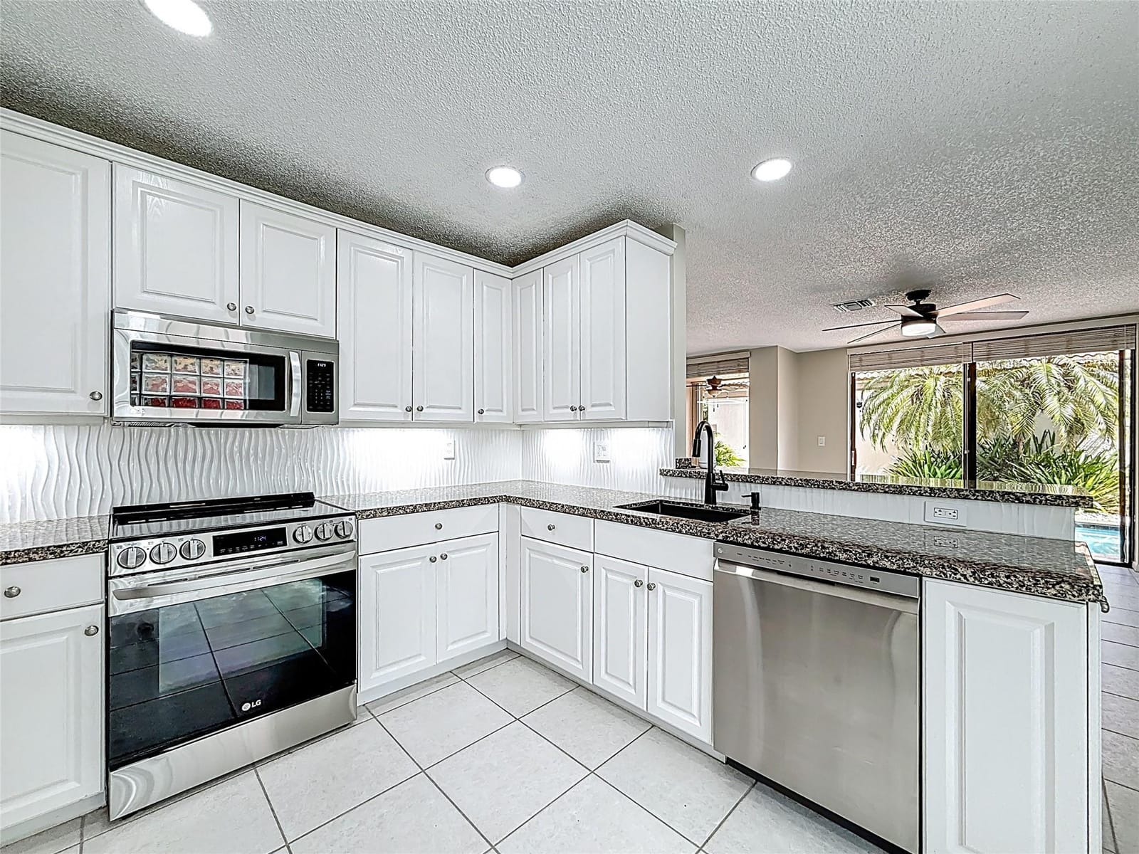 1700 NW 107th Terrace, Plantation, FL 33322 photo 17