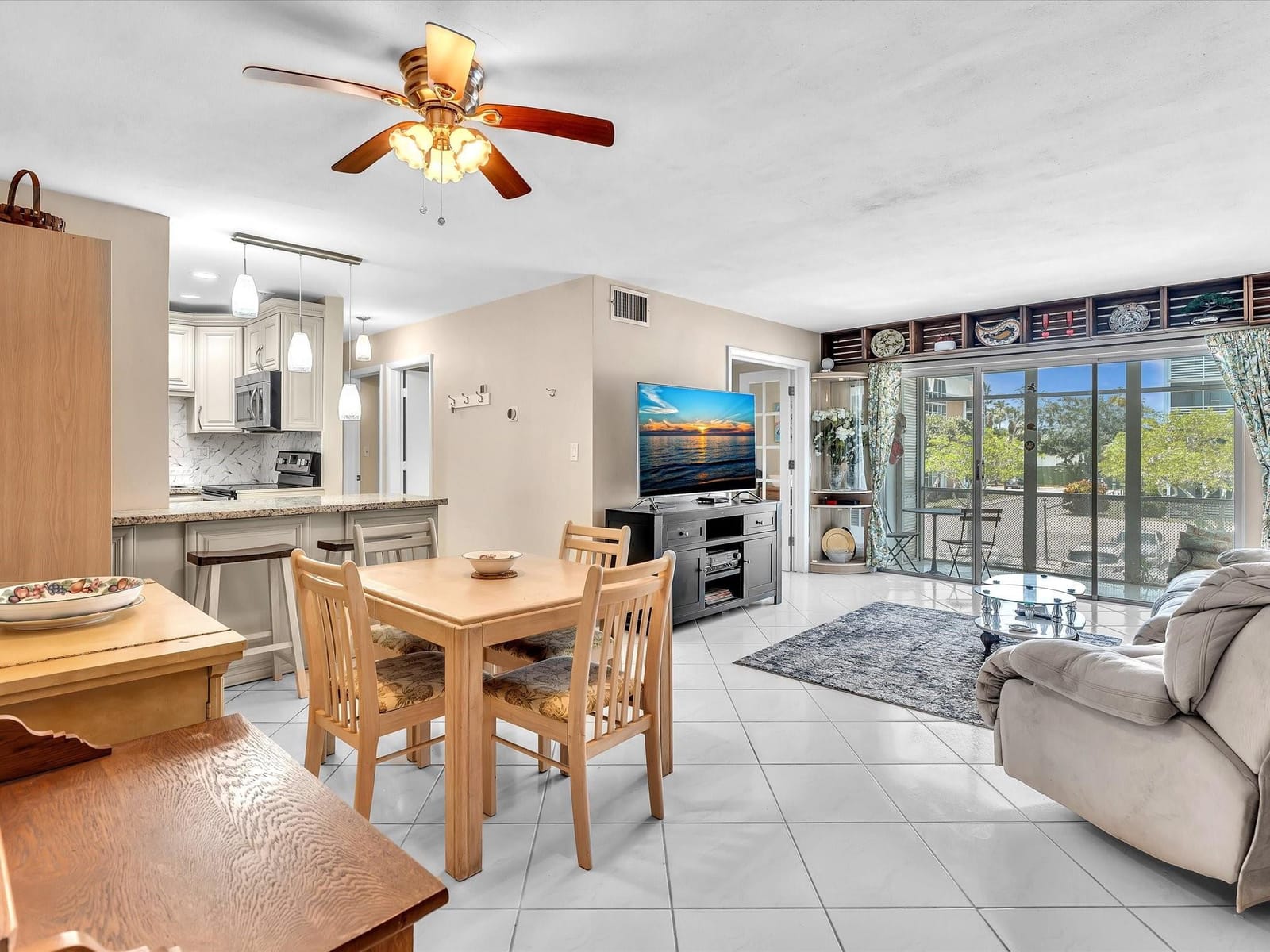 3020 NE 16th Avenue 204 E, Oakland Park, FL 33334 photo 3