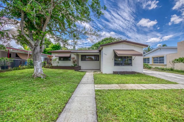 920 Hansen Street, West Palm Beach, FL 33405