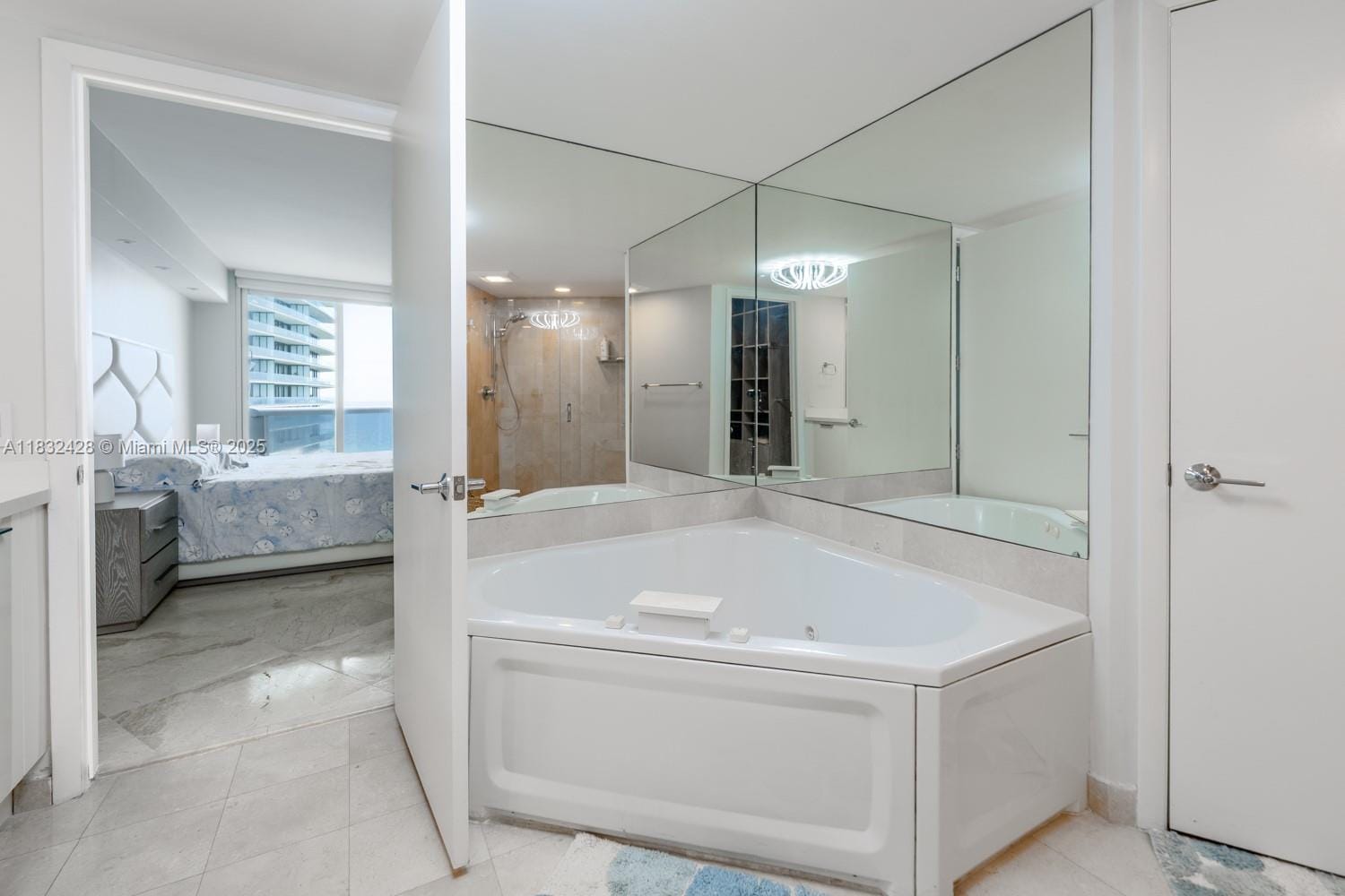 18911 Collins Avenue 2002, Sunny Isles Beach, FL 33160 photo 29