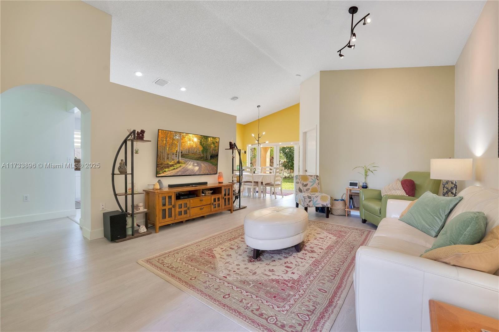 15430 SW 143rd Terrace, Miami, FL 33196 photo 2