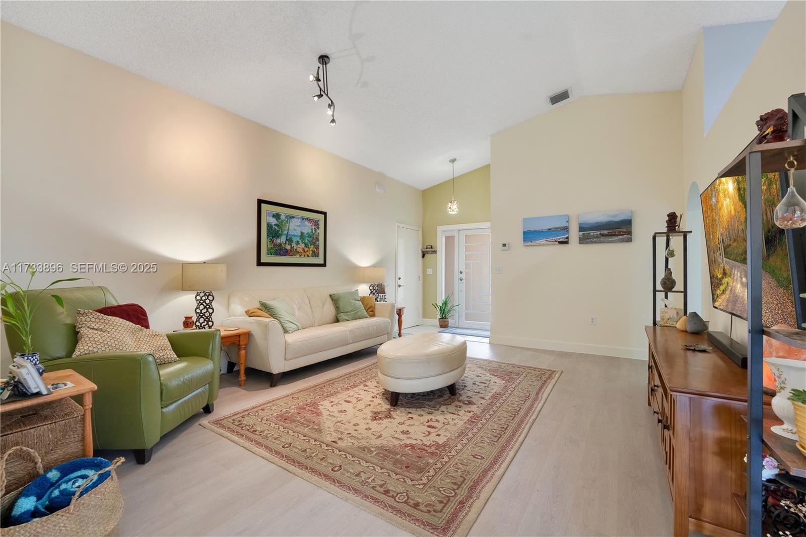 15430 SW 143rd Terrace, Miami, FL 33196 photo 4