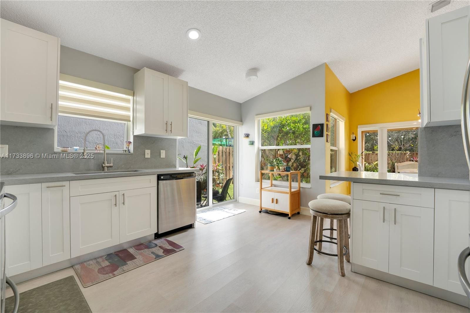 15430 SW 143rd Terrace, Miami, FL 33196 photo 9