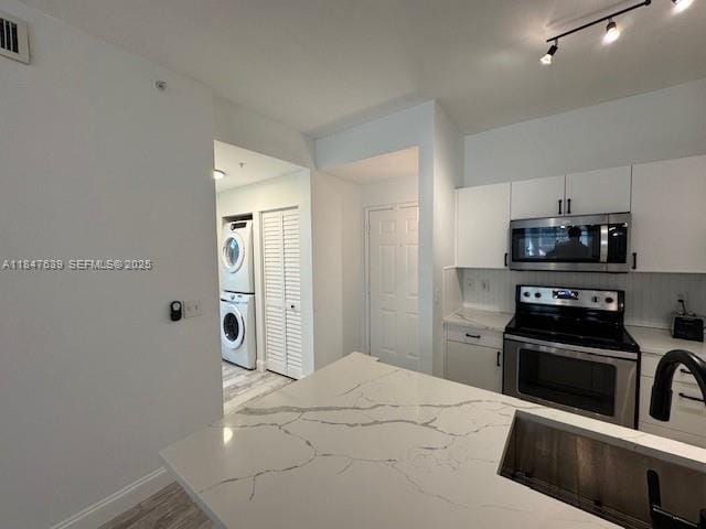630 S Sapodilla Avenue 104 — photo 2