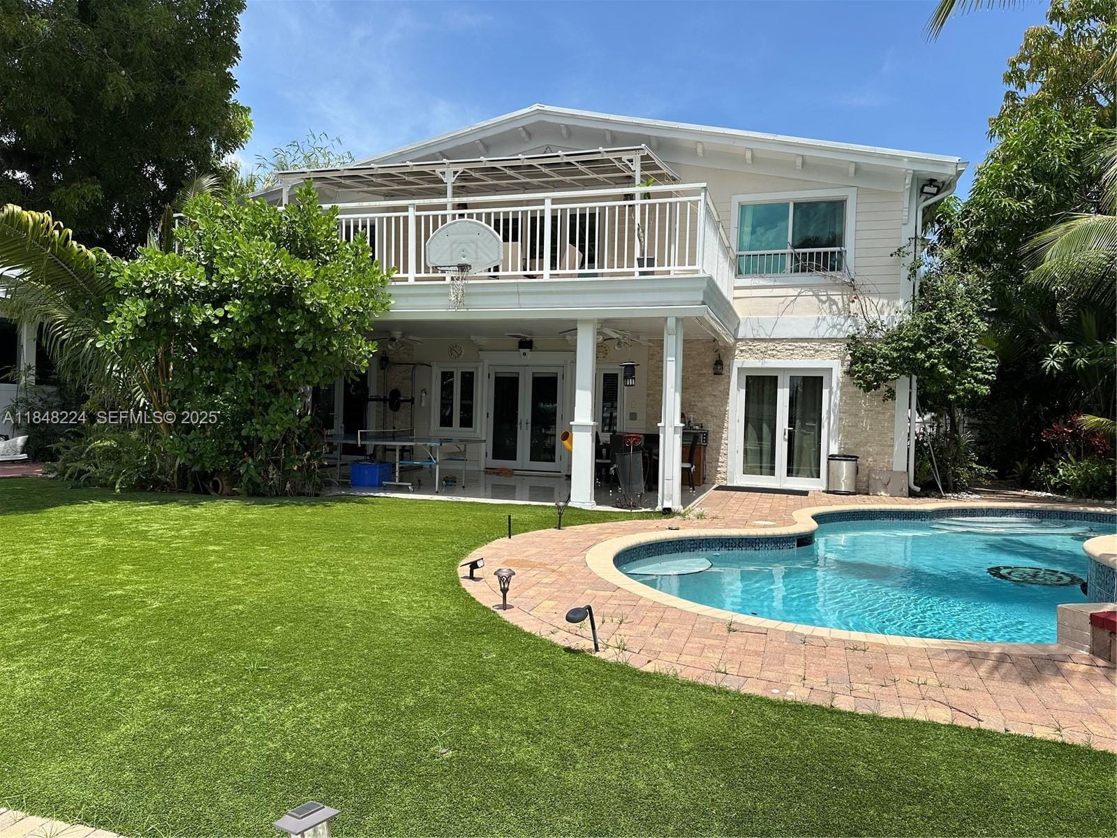 1524 Argyle Drive — photo 3