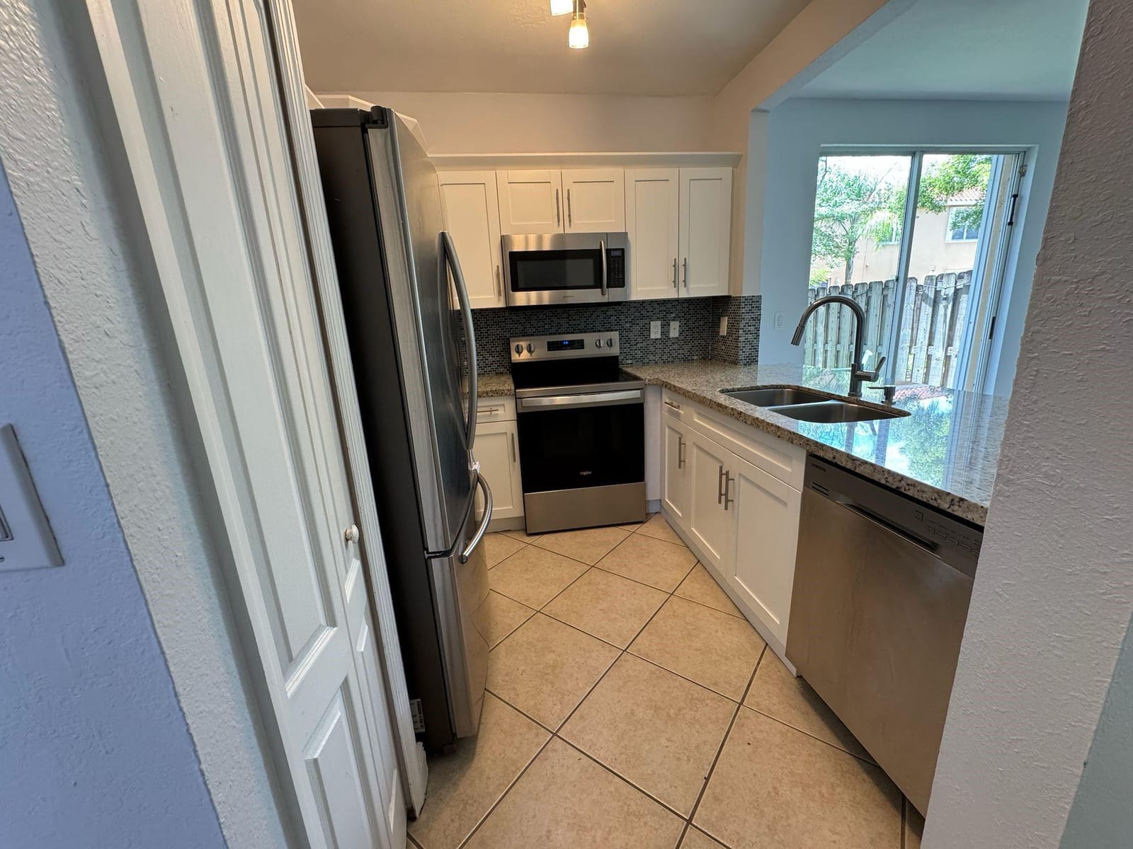 922 NW 134th Avenue, Pembroke Pines, FL 33028 photo 16