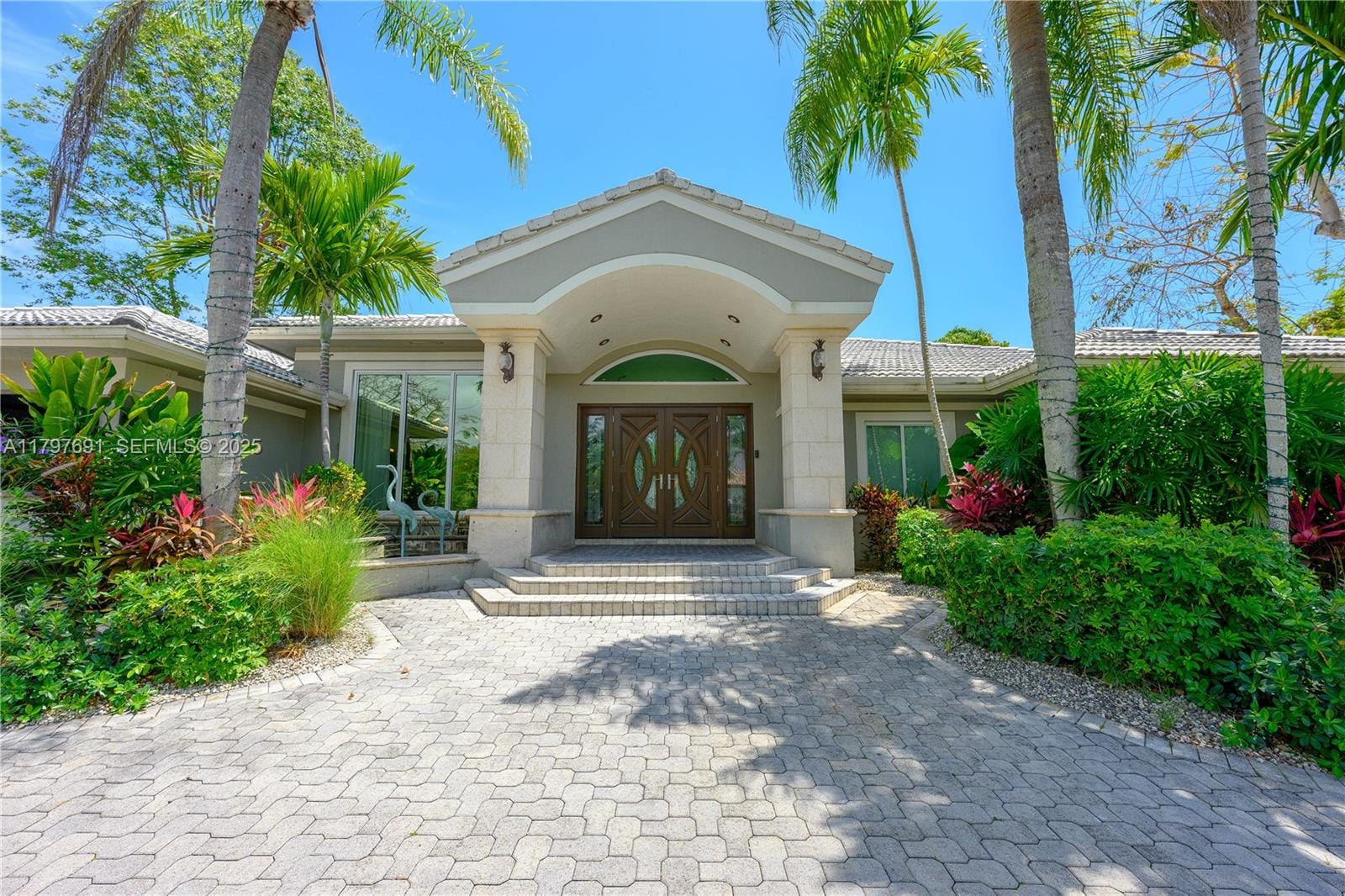 16001 SW 77th Court, Palmetto Bay, FL 33157