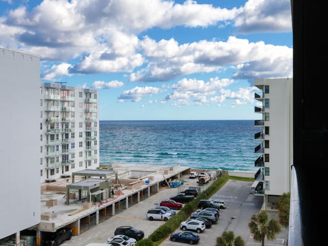 3460 S Ocean Boulevard 6110, Palm Beach, FL 33480