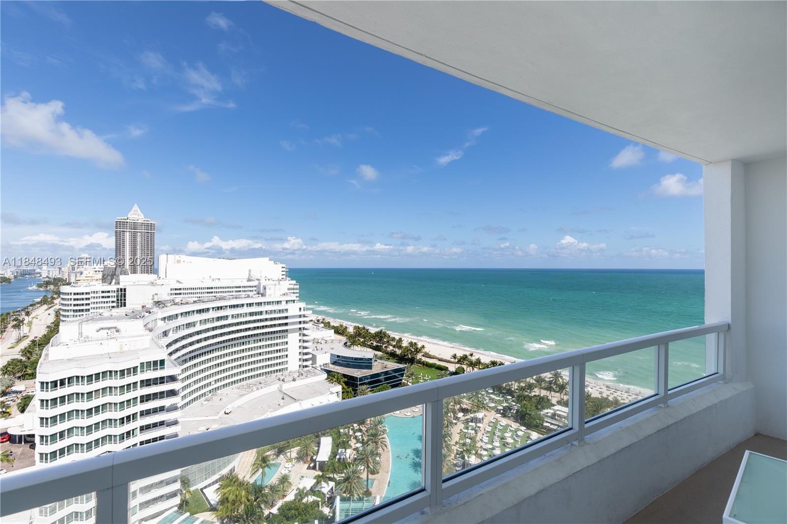 4391 Collins Avenue 1605 — photo 3