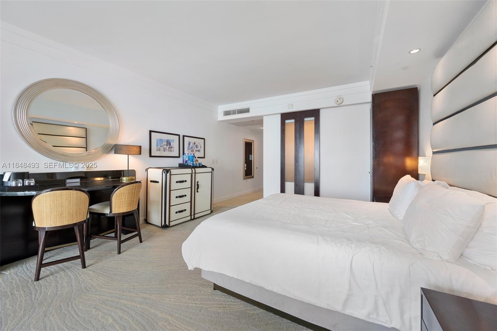 4391 Collins Avenue 1605 — photo 8