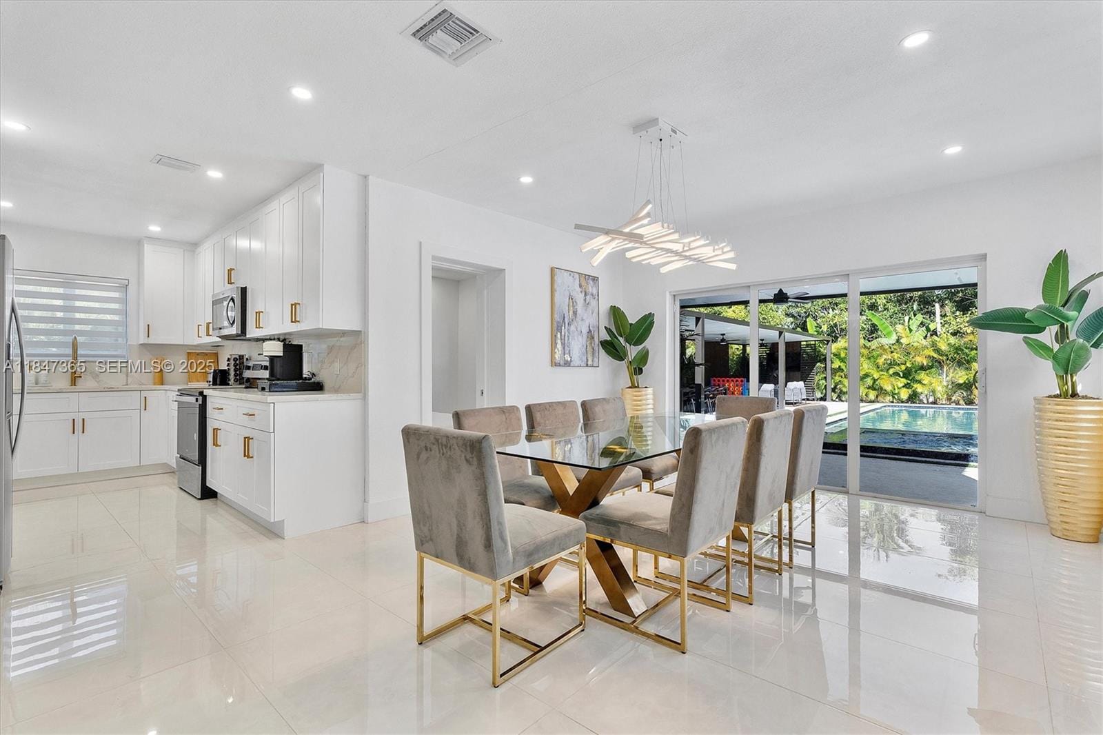 225 NE 150th Street, Miami, FL 33161 photo 14