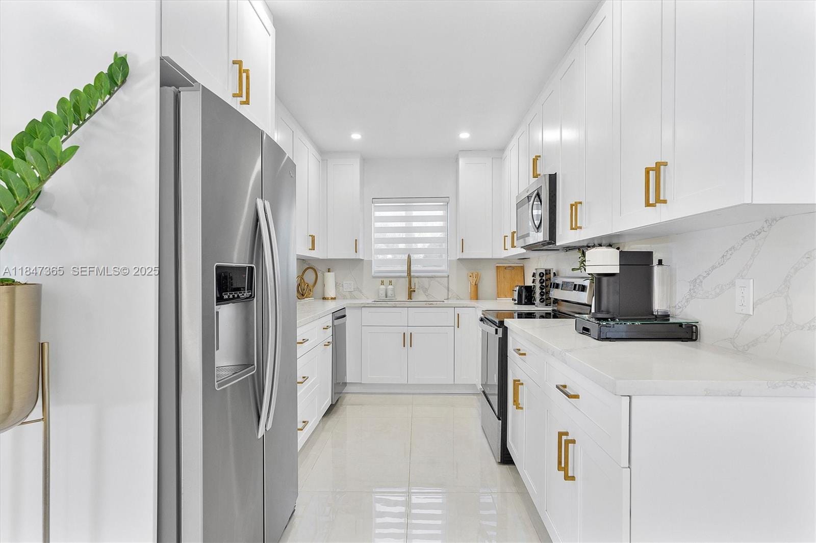225 NE 150th Street, Miami, FL 33161 photo 18