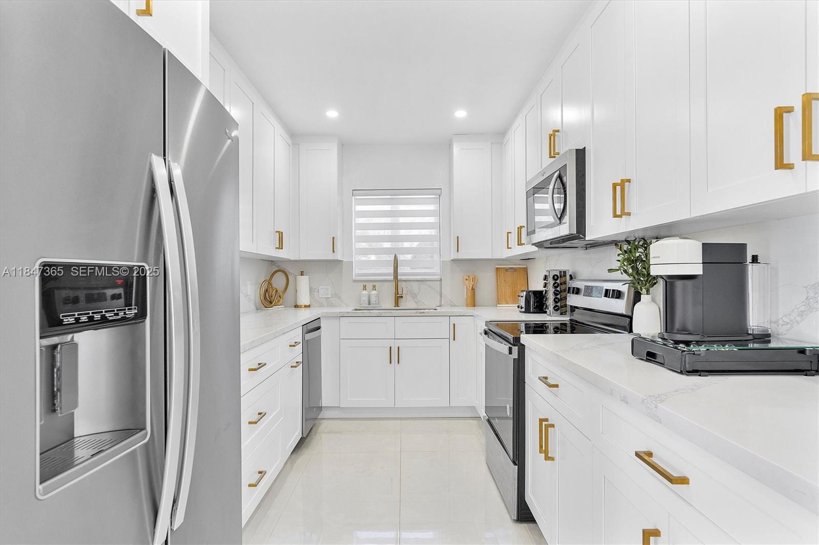 225 NE 150th Street, Miami, FL 33161 photo 19