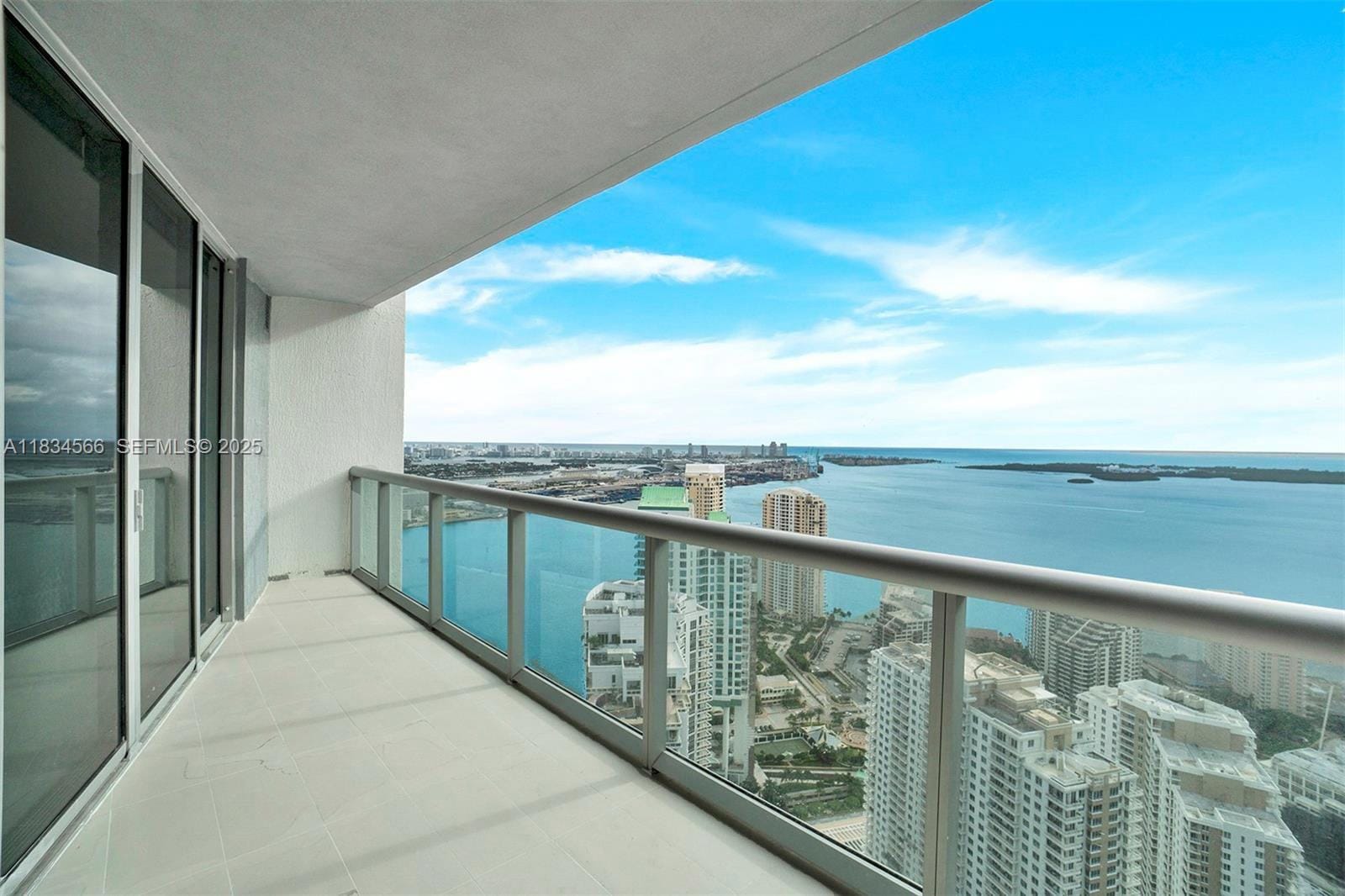 465 Brickell Avenue 4505, Miami, FL 33131 photo 2
