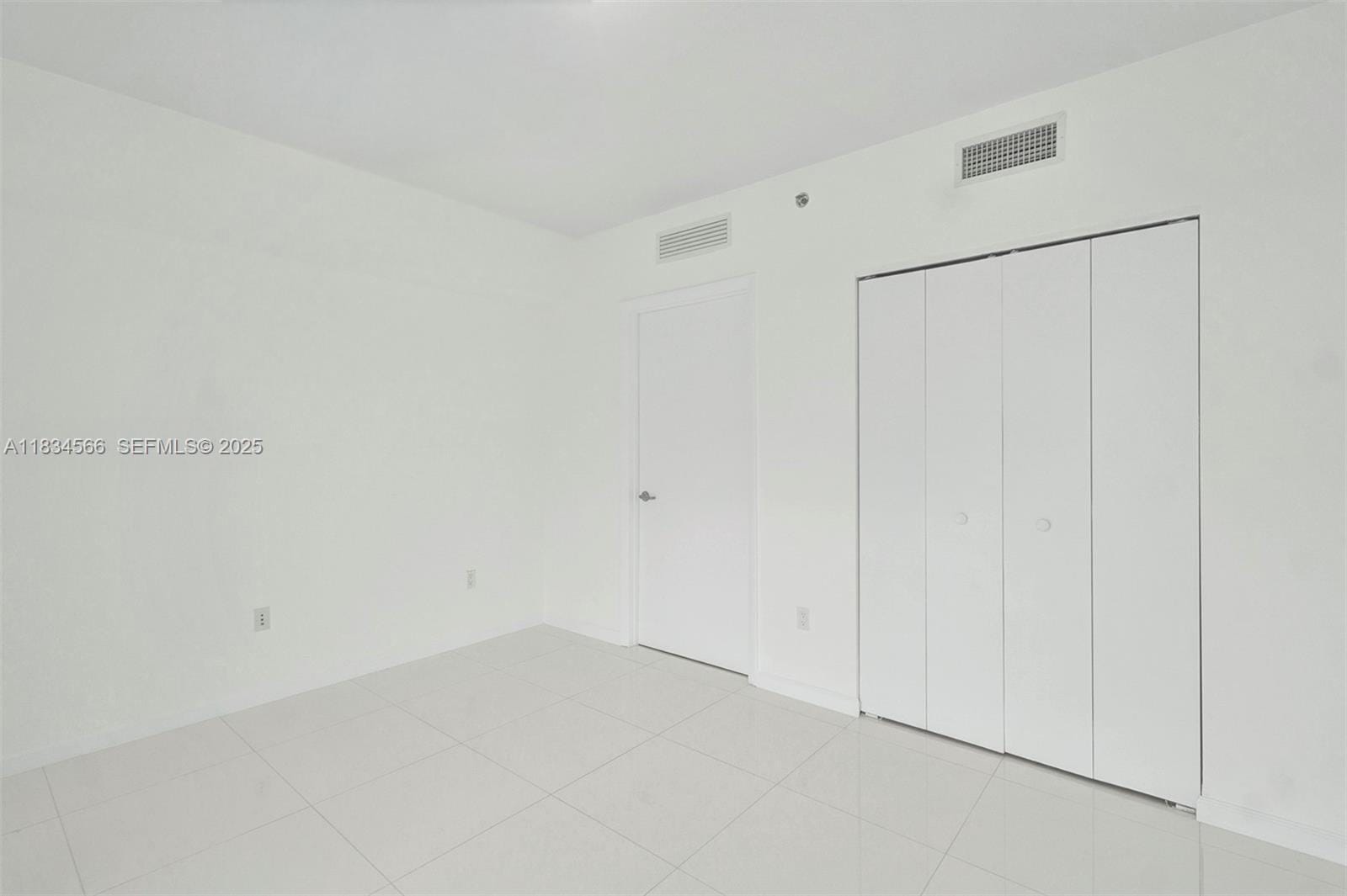 465 Brickell Avenue 4505, Miami, FL 33131 photo 17