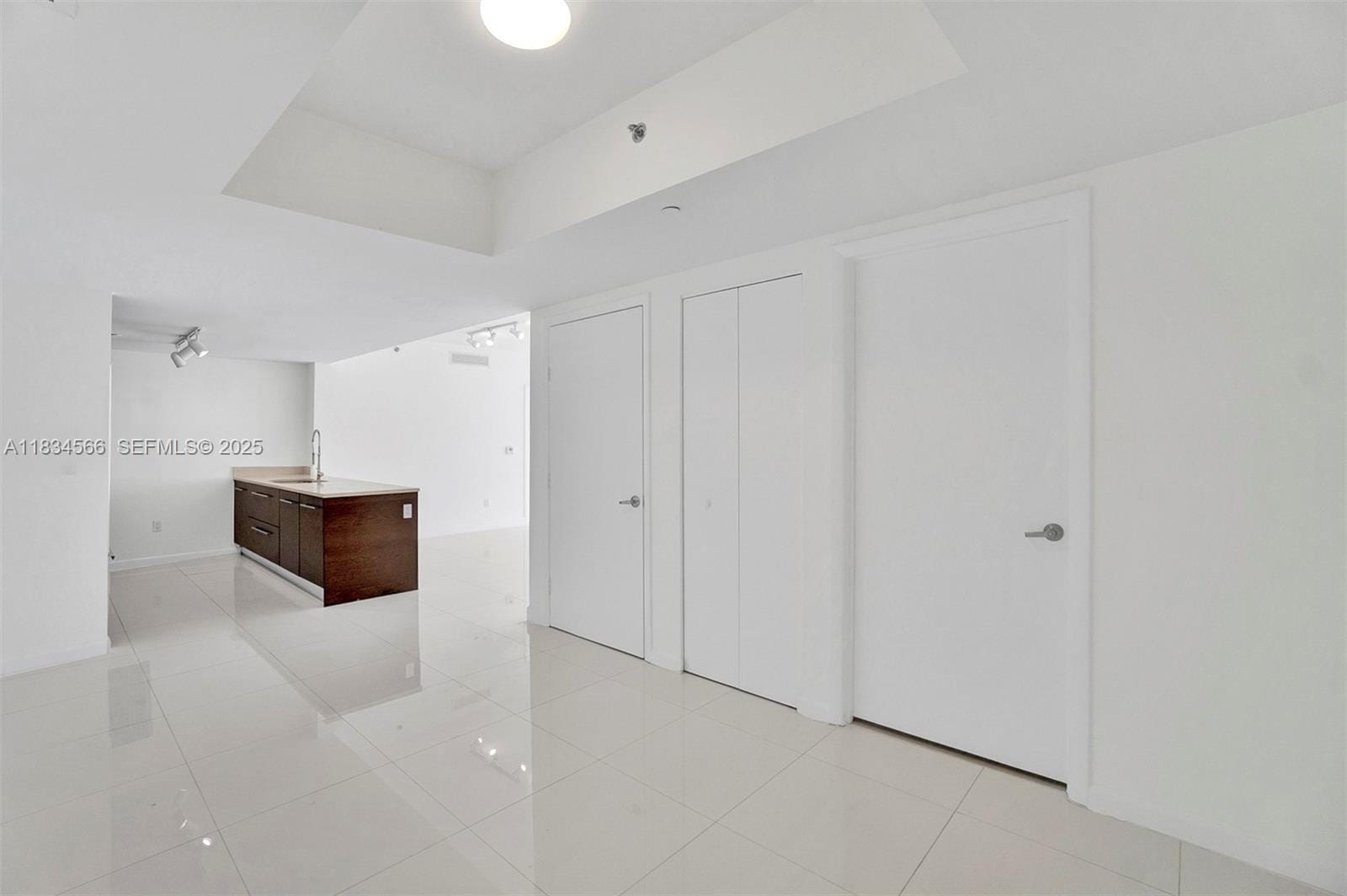 465 Brickell Avenue 4505, Miami, FL 33131 photo 5