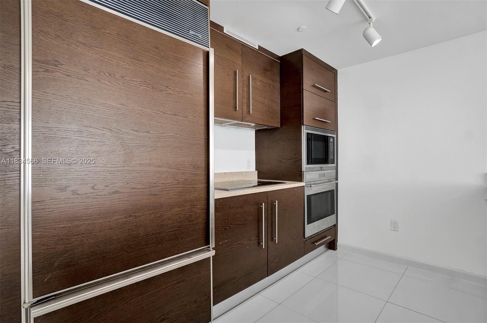 465 Brickell Avenue 4505, Miami, FL 33131 photo 9