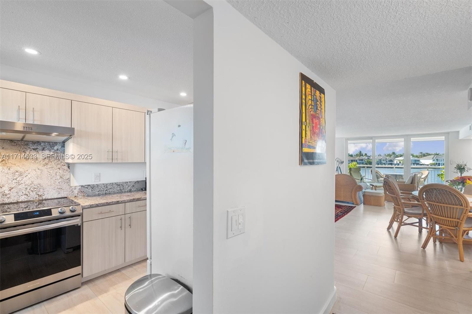 511 Bayshore Drive 304, Fort Lauderdale, FL 33304 photo 11