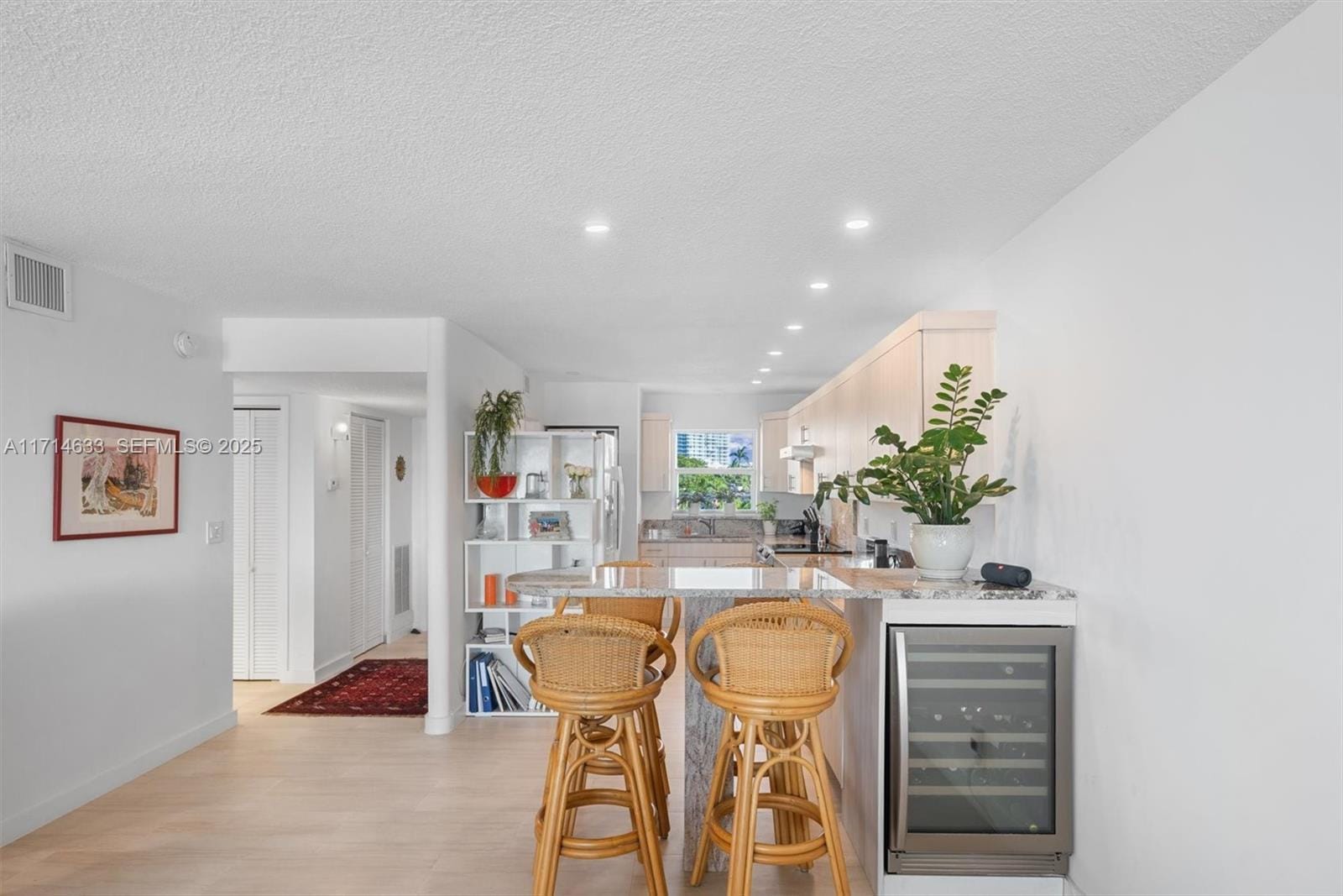 511 Bayshore Drive 304, Fort Lauderdale, FL 33304 photo 5