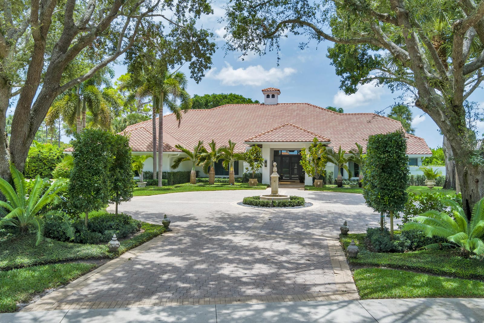 1504 Breakers West Boulevard, West Palm Beach, FL 33411