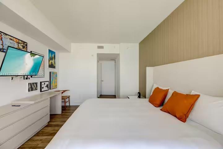 4111 S Ocean Drive 2204 — photo 11