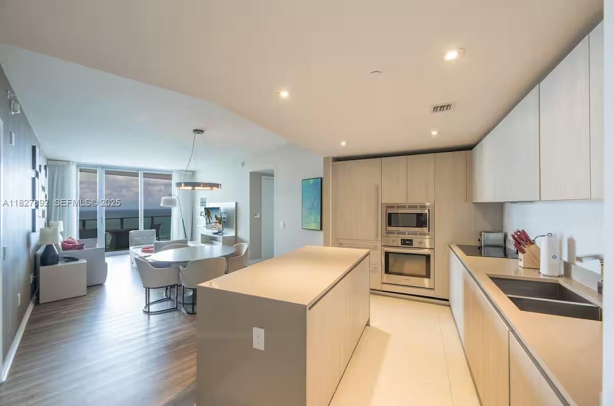 4111 S Ocean Drive 2204 — photo 5