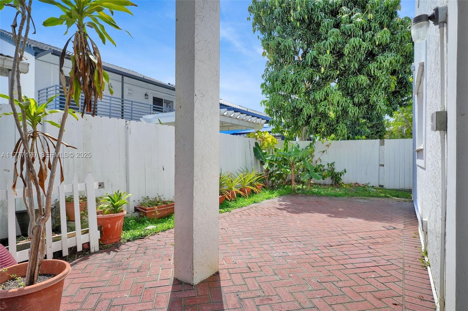 350 NE 212th Street, Miami, FL 33179 photo 27