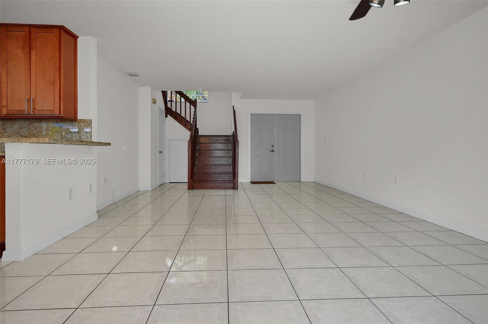 350 NE 212th Street, Miami, FL 33179 photo 4