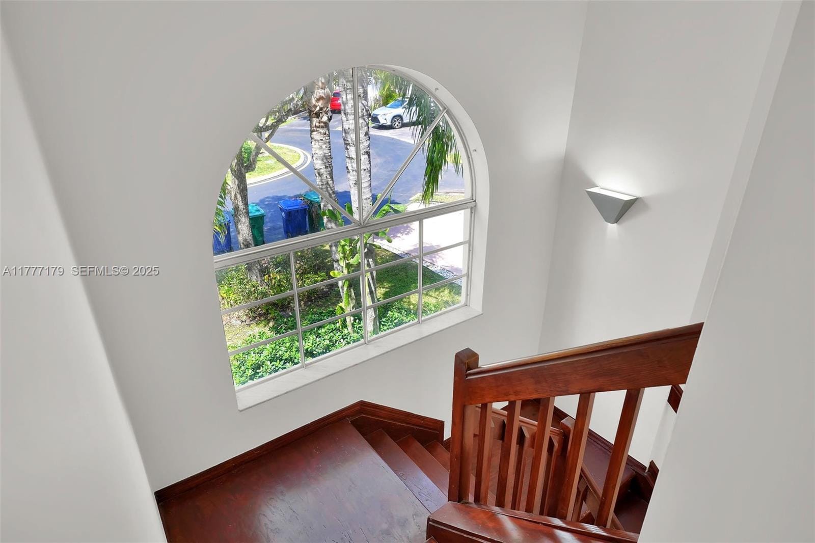 350 NE 212th Street, Miami, FL 33179 photo 9