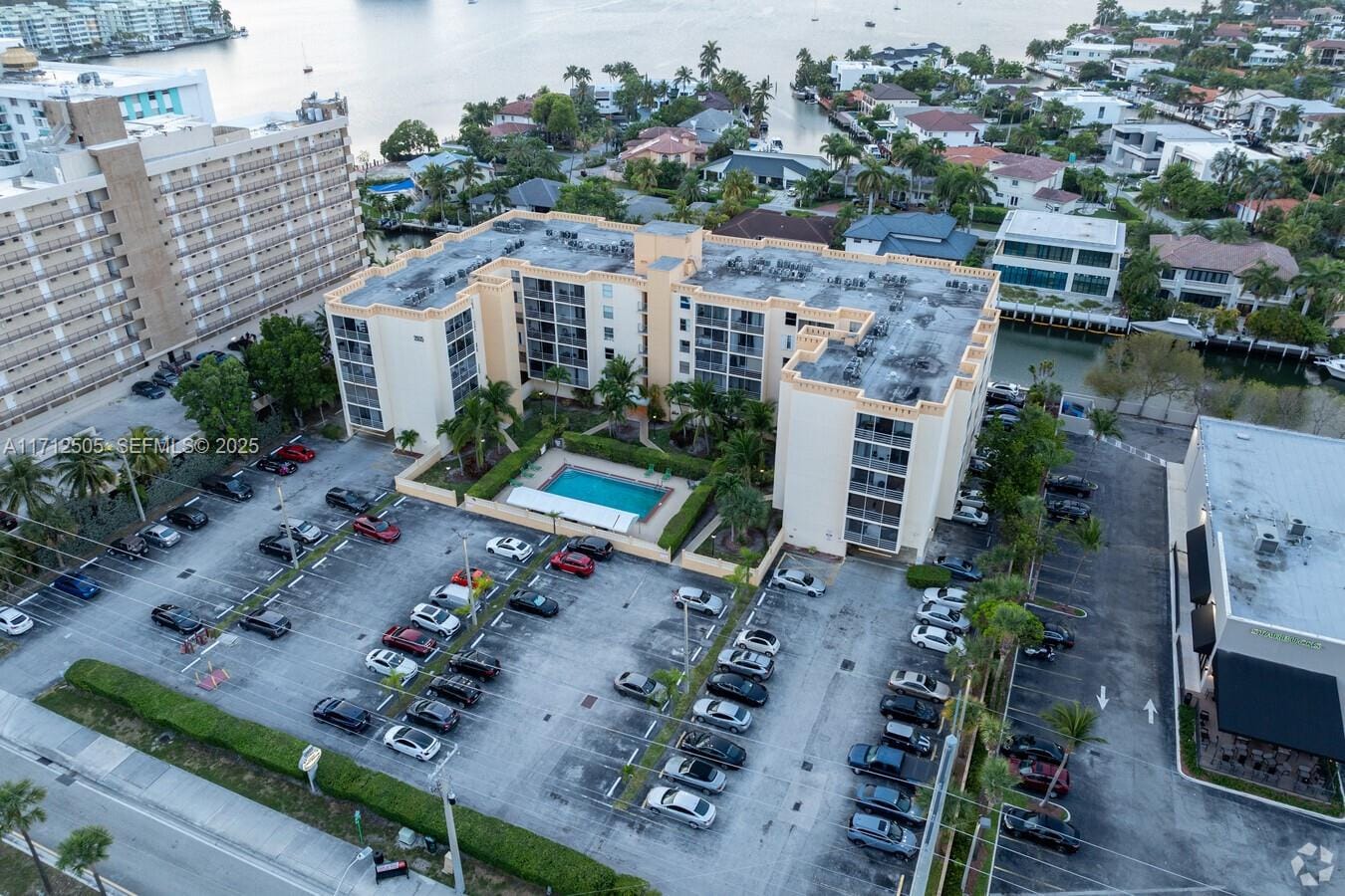 2935 NE 163rd Street 4B, North Miami Beach, FL 33160 photo 28