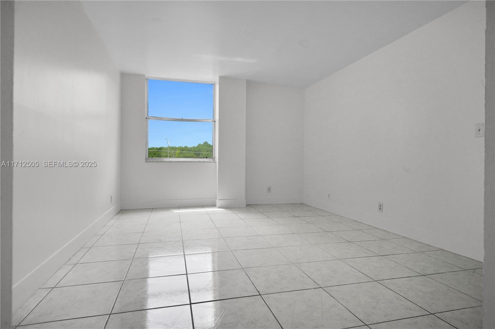 2935 NE 163rd Street 4B, North Miami Beach, FL 33160 photo 10