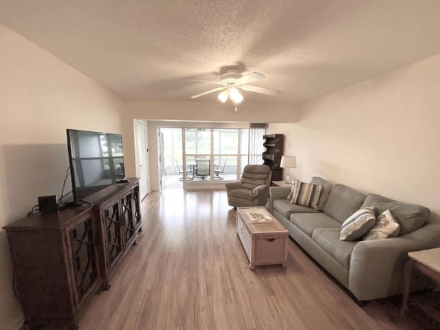 2915 SW 15th Street 103, sold in Pines Of Delray West, Delray Beach, FL