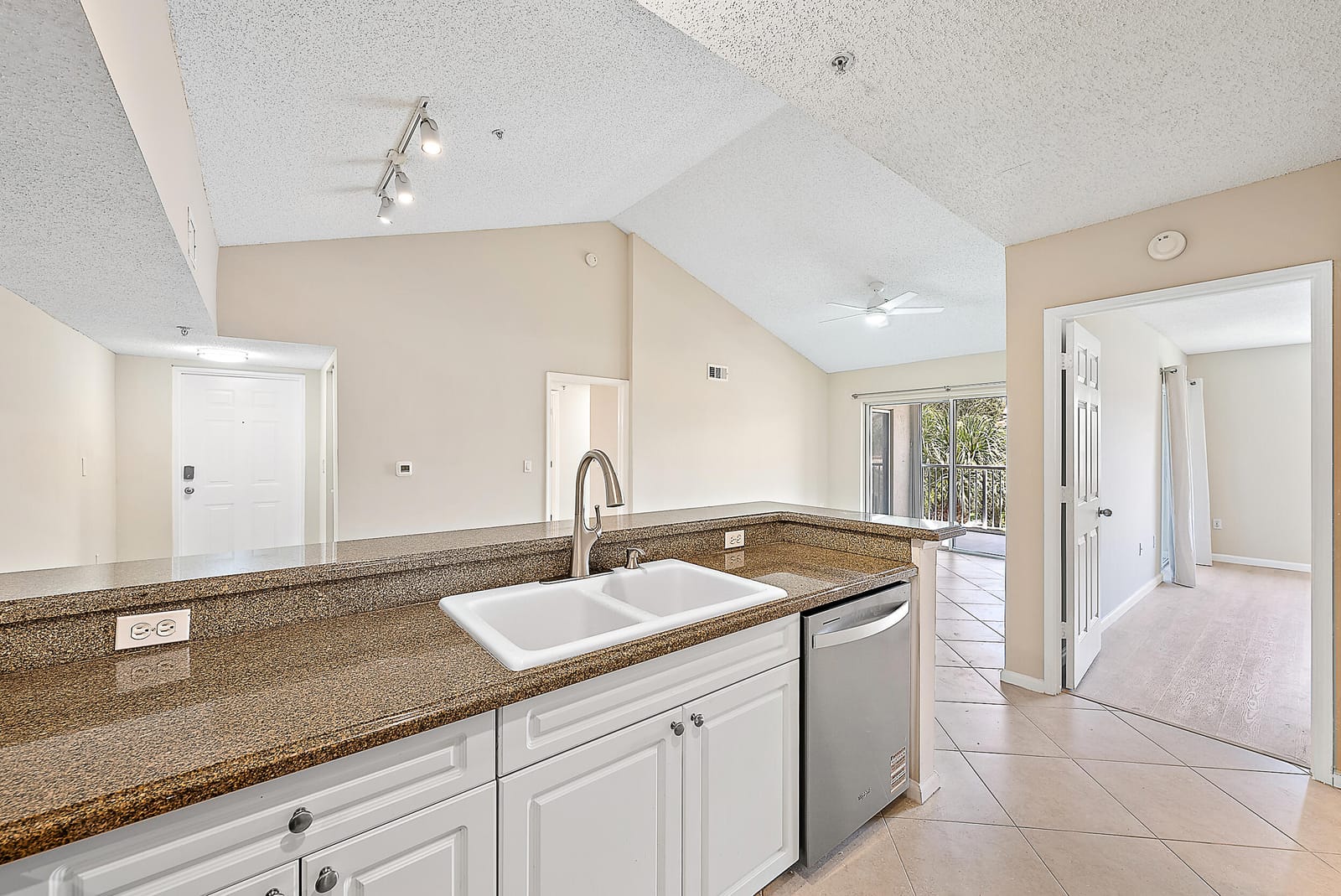 278 Village Boulevard 8306 — photo 6