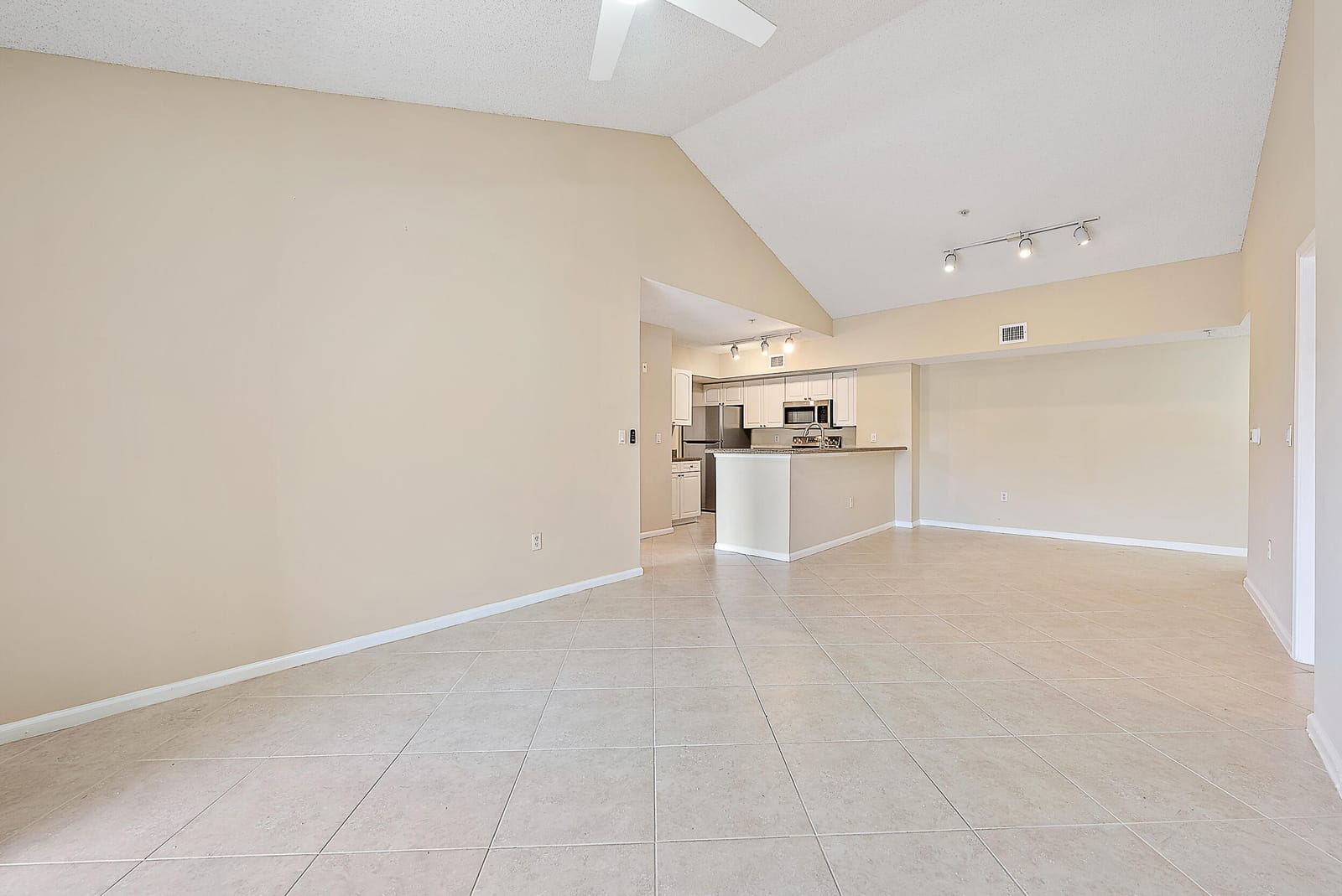 278 Village Boulevard 8306 — photo 8